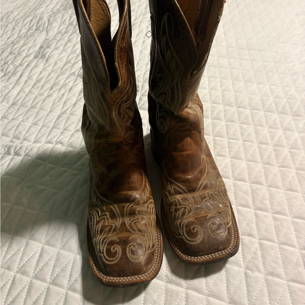 Ariat Brown Western Boots
